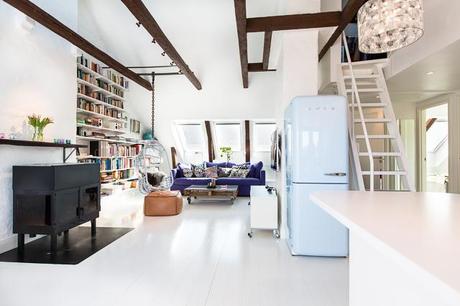 UN LOFT DE ESTILO ECLÉCTICO MUY LUMINOSO UN LOFT DE ESTILO ECLÉCTICO MUY LUMINOSO