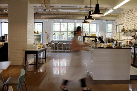 MOKO MARKET&COFFEE: UNA PRECIOSA TIENDA FINLANDESA DE ESTILO INDUSTRIAL MOKO MARKET&COFFEE: UNA PRECIOSA TIENDA FINLANDESA DE ESTILO INDUSTRIAL