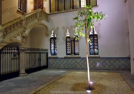 ...Y TRES, EL PALAU MACAYA ...Y TRES, EL PALAU MACAYA