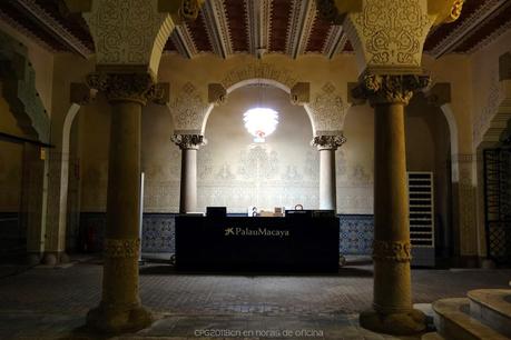 ...Y TRES, EL PALAU MACAYA ...Y TRES, EL PALAU MACAYA