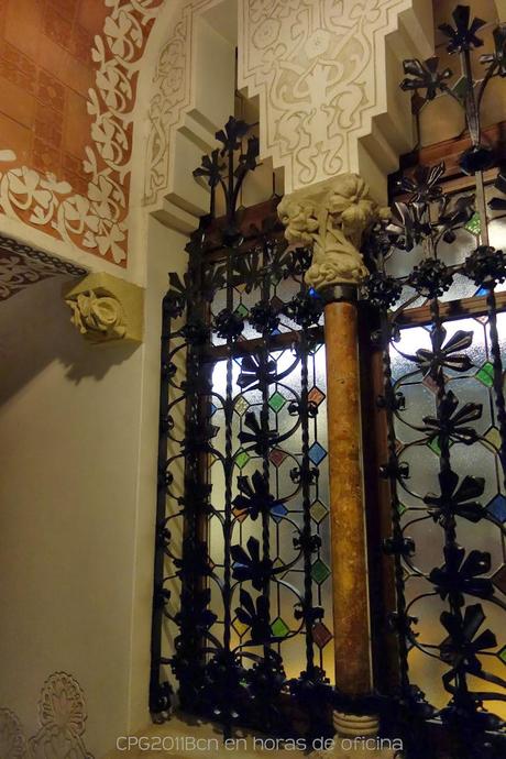 ...Y TRES, EL PALAU MACAYA ...Y TRES, EL PALAU MACAYA