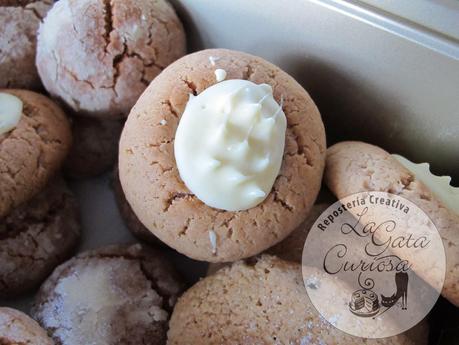 GALLETAS DE TURRON DE YEMA Y NUECES GALLETAS DE TURRON DE YEMA Y NUECES