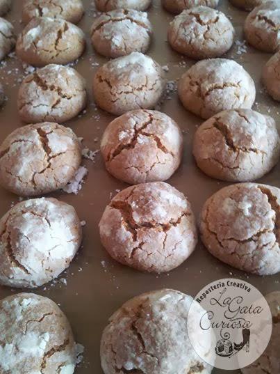 GALLETAS DE TURRON DE YEMA Y NUECES GALLETAS DE TURRON DE YEMA Y NUECES