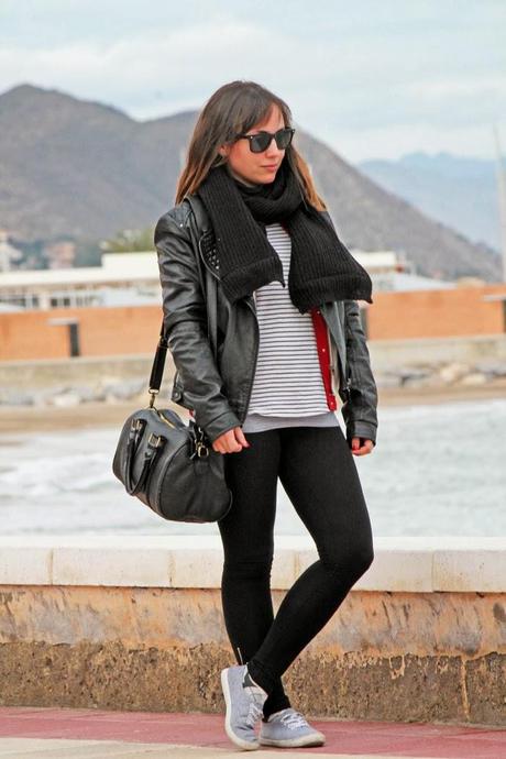 Comfy and ready for a large walk Comfy and ready for a large walk