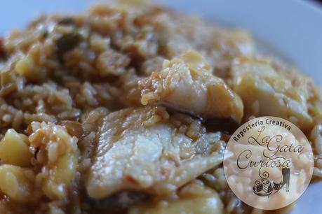 ARROZ CON PATATAS Y BACALAO – INTERPRETACIÓN LIBRE DE LA LUA ARROZ CON PATATAS Y BACALAO – INTERPRETACIÓN LIBRE DE LA LUA