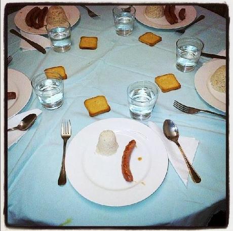 UN DIA CUALQUIERA NO SABES QUÉ HORA ES...... UN DIA CUALQUIERA NO SABES QUÉ HORA ES......