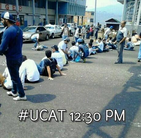 Masacran estudiantes en Venezuela!! URGENTE