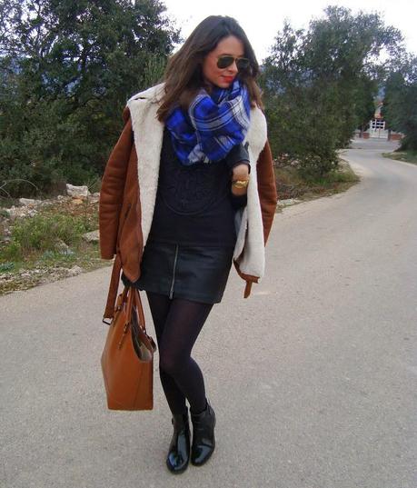 AZUL, NEGRO Y CAMEL AZUL, NEGRO Y CAMEL