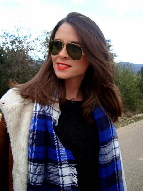 AZUL, NEGRO Y CAMEL AZUL, NEGRO Y CAMEL