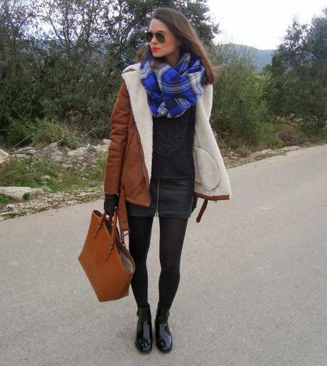 AZUL, NEGRO Y CAMEL AZUL, NEGRO Y CAMEL