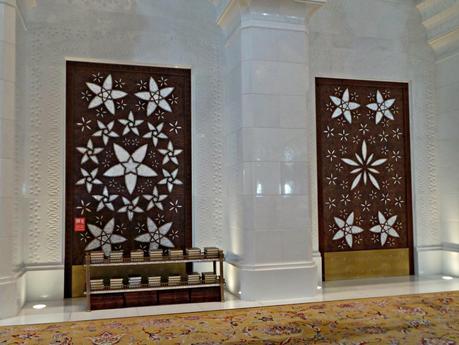 La Gran Mezquita de Abu Dhabi La Gran Mezquita de Abu Dhabi