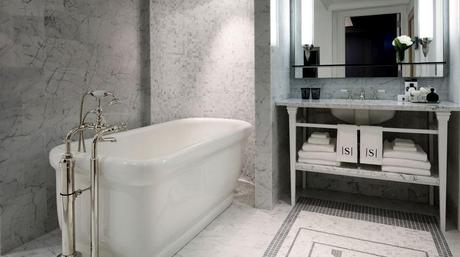 Una escapada romántica a Nueva York . . . Una escapada romántica a Nueva York . . .