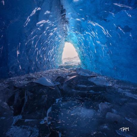 Las 15 cuevas más impresionantes del mundo Cuevas glaciar Mendenhall en Alaska es famosa por sus enormes cuevas de hielo.
