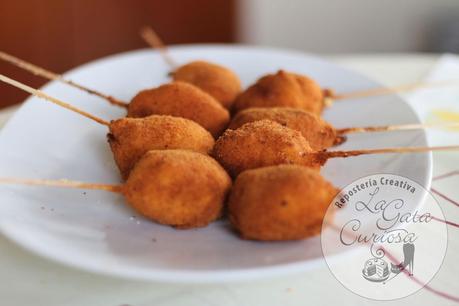 CHUPA CHUPS DE POLLO A LAS FINAS HIERBAS CHUPA CHUPS DE POLLO A LAS FINAS HIERBAS