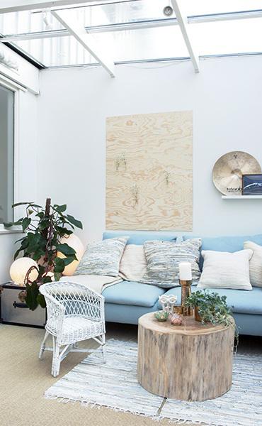 UN SALÓN MUY BOHEMIO Y ALGUNAS PIEZAS PARA CONSEGUIR EL LOOK UN SALÓN MUY BOHEMIO Y ALGUNAS PIEZAS PARA CONSEGUIR EL LOOK