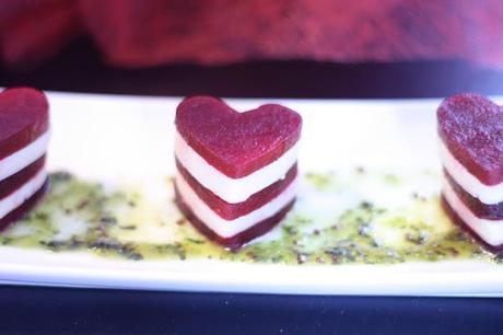 ENSALADA DE REMOLACHA Y QUESO CON VINAGRETA DE CILANTRO ENSALADA DE REMOLACHA Y QUESO CON VINAGRETA DE CILANTRO