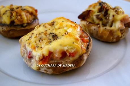 CHAMPIÑONES RELLENOS DE TRES FORMAS, CON ATUN, CON POLLO Y CON VERDURAS CHAMPIÑONES RELLENOS DE TRES FORMAS, CON ATUN, CON POLLO Y CON VERDURAS