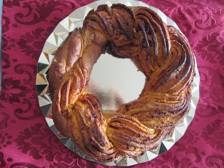 KRINGLE DE SOBRASADA Y MIEL. NARANJAS AMBER KRINGLE DE SOBRASADA Y MIEL. NARANJAS AMBER