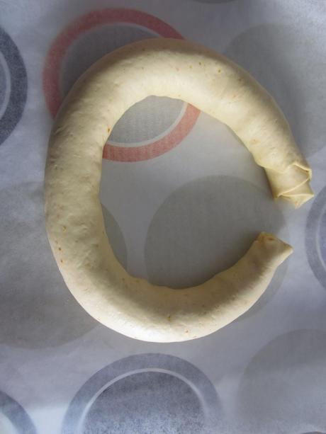 KRINGLE DE SOBRASADA Y MIEL. NARANJAS AMBER KRINGLE DE SOBRASADA Y MIEL. NARANJAS AMBER