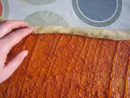 KRINGLE DE SOBRASADA Y MIEL. NARANJAS AMBER KRINGLE DE SOBRASADA Y MIEL. NARANJAS AMBER