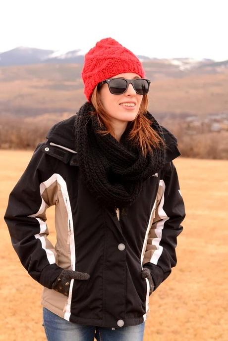 RED BEANNIE RED BEANNIE