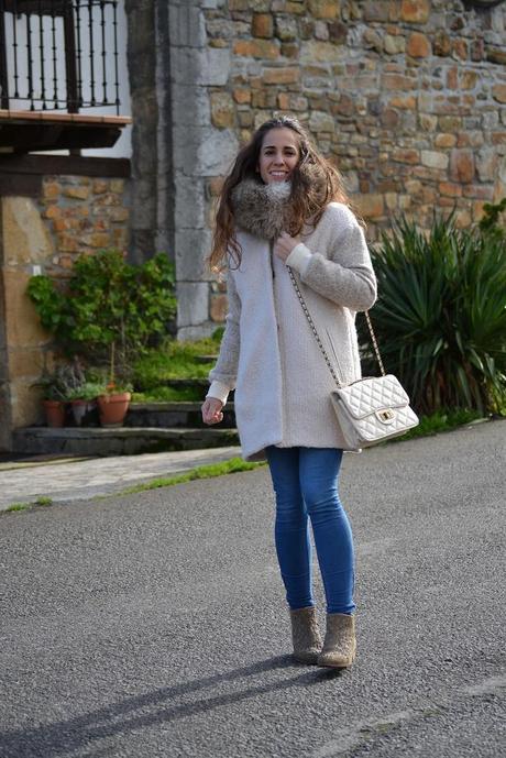 Maxi coat denim jeans