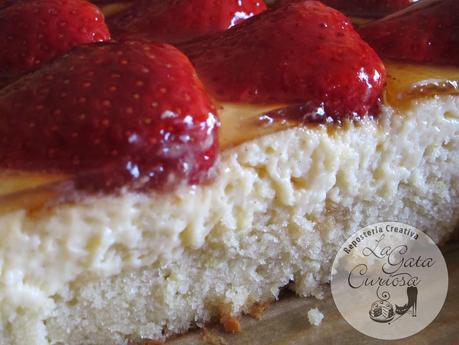 TARTA DE ALMENDRA, CREMA CHIBOUST Y FRESAS TARTA DE ALMENDRA, CREMA CHIBOUST Y FRESAS