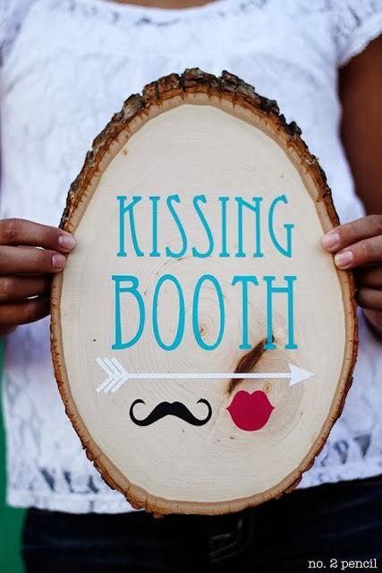 Incluye un Kissing Booth en tu boda Incluye un Kissing Booth en tu boda