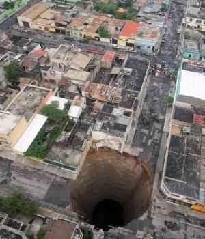 EL 'GRAN AGUJERO' DE GUATEMALA GRANDES MINAS Y PROFUNDAS FORMACIONES GEOLÓGICAS