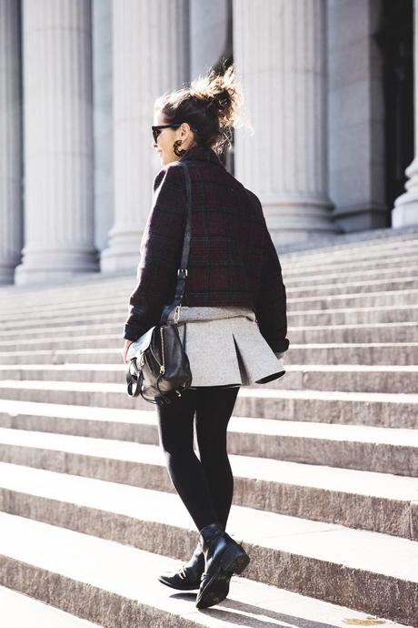 Skylight GRey_Skirt-Plaid_Jacket-Chain_Boots-Outfit-street_Style-8