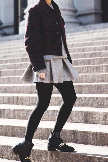 Skylight GRey_Skirt-Plaid_Jacket-Chain_Boots-Outfit-street_Style-2