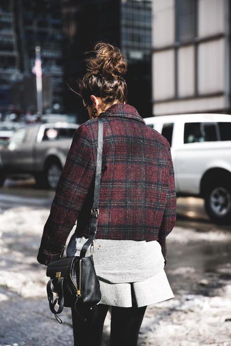Skylight GRey_Skirt-Plaid_Jacket-Chain_Boots-Outfit-street_Style-20