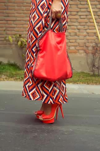 Mis Looks Wasabi maxi vestido Tribal Maxi vestido, Wasabi, cartera coral, Stella Mc Cartney, Leather, estampados, Mis looks