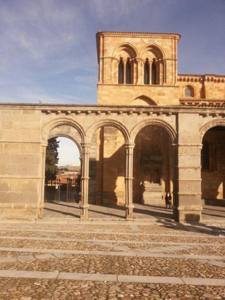 Ávila: Basílica de San Vicente IMG-20140126-WA0000