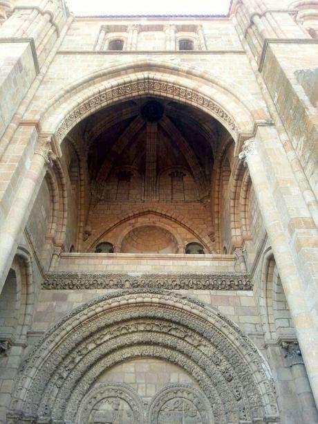Ávila: Basílica de San Vicente IMG-20140126-WA0024