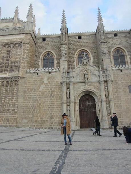 LOOK307-14.2.20148:30STAR TURN : CAMEL COATPREPARING CASE... LOOK307-14.2.20148:30STAR TURN : CAMEL COATPREPARING CASE...