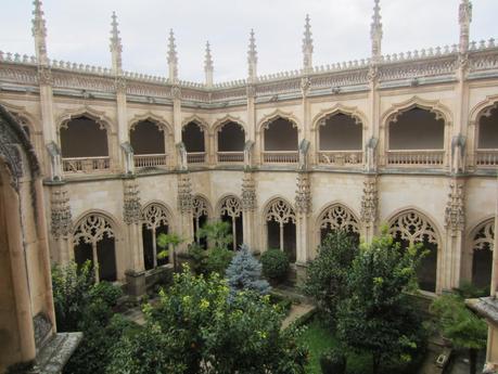 LOOK307-14.2.20148:30STAR TURN : CAMEL COATPREPARING CASE... LOOK307-14.2.20148:30STAR TURN : CAMEL COATPREPARING CASE...