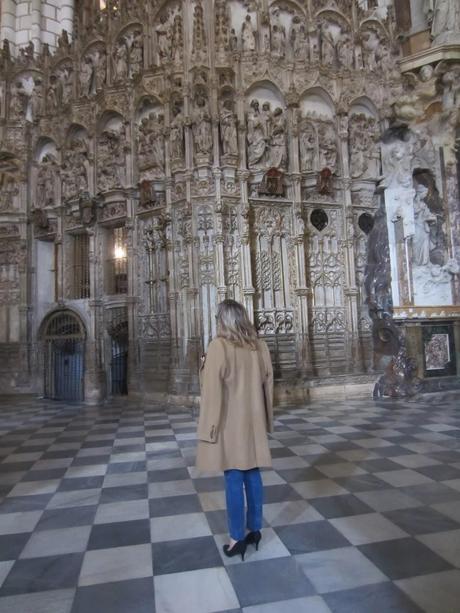 LOOK307-14.2.20148:30STAR TURN : CAMEL COATPREPARING CASE... LOOK307-14.2.20148:30STAR TURN : CAMEL COATPREPARING CASE...