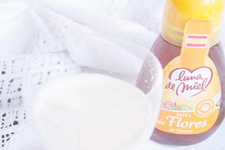 Panna cotta con miel Panna cotta con miel