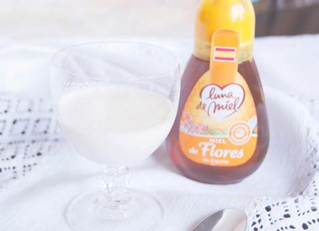 Panna cotta con miel Panna cotta con miel