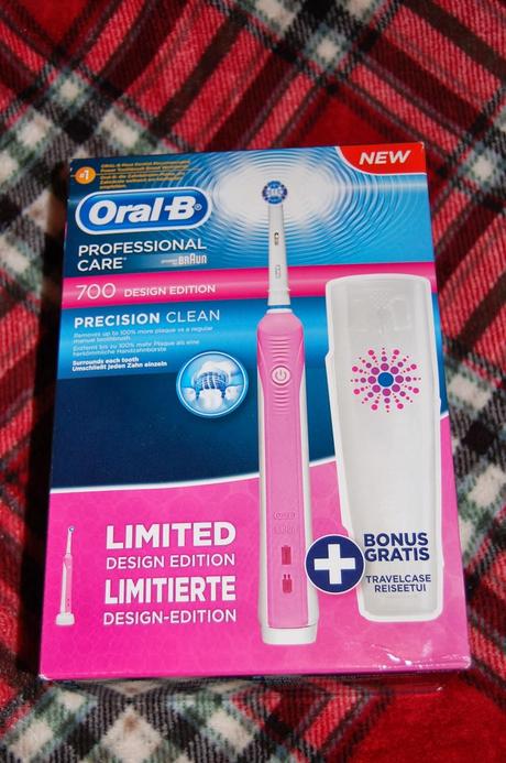 Oral-B Professional Care 700