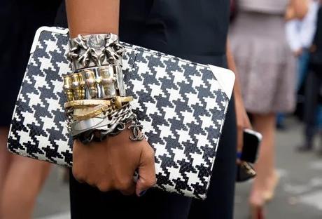 STREET STYLE INSPIRATION; HOUNDSTOOTH.- STREET STYLE INSPIRATION; HOUNDSTOOTH.-