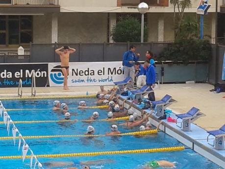 Entreno con Neda el món. Entreno con Neda el món.