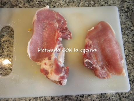 Chuleta de cerdo con champiñones Chuleta de cerdo con champiñones