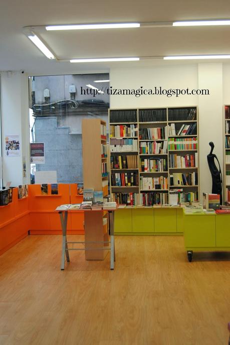 Conociendo un nuevo lugar: Librería Kattigara Conociendo un nuevo lugar: Librería Kattigara