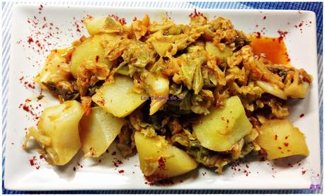 COL-BERZA CON PATATAS, AJO Y PIMENTÓN COL-BERZA CON PATATAS, AJO Y PIMENTÓN