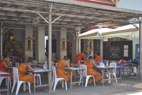 Día 11: Bangkok y sus templos vía Chao Phraya. Día 11: Bangkok y sus templos vía Chao Phraya.