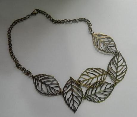 Pequeña compra de complementos (artesanales y no tanto). Pequeña compra de complementos (artesanales y no tanto).