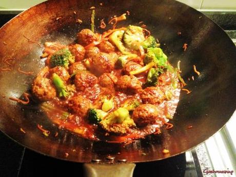 Albóndigas picantes al curry albóndigas picantes al curry