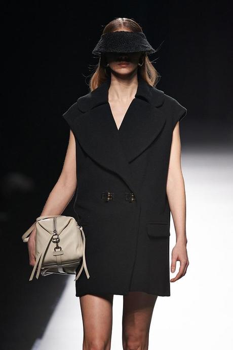 Jóvenes diseñadores en la MBFWM: Moisés Nieto 7’ 27”, minimalismo y elegancia atemporal para el o/i 2014-15 Moisés Nieto coleccion o/i 2014-15